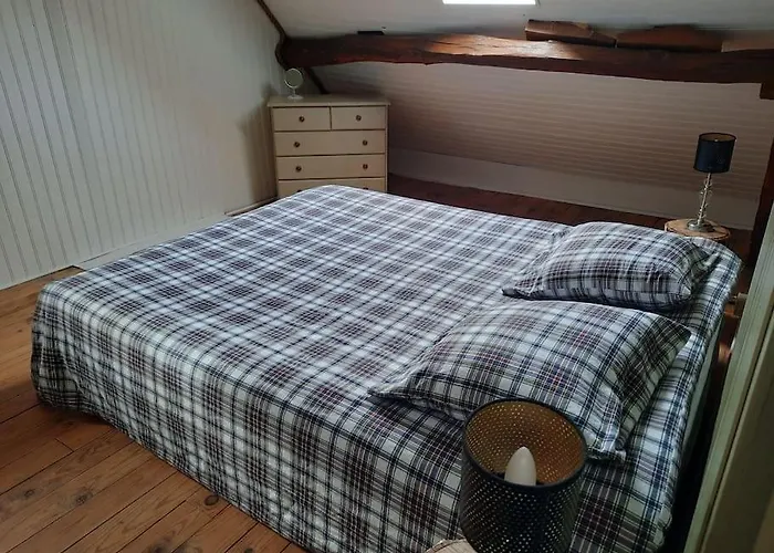 4 Etoiles La Garconniere 度假居